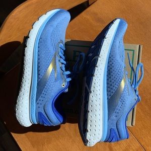 Women’s Brooks Glycein 18 Running Shoes